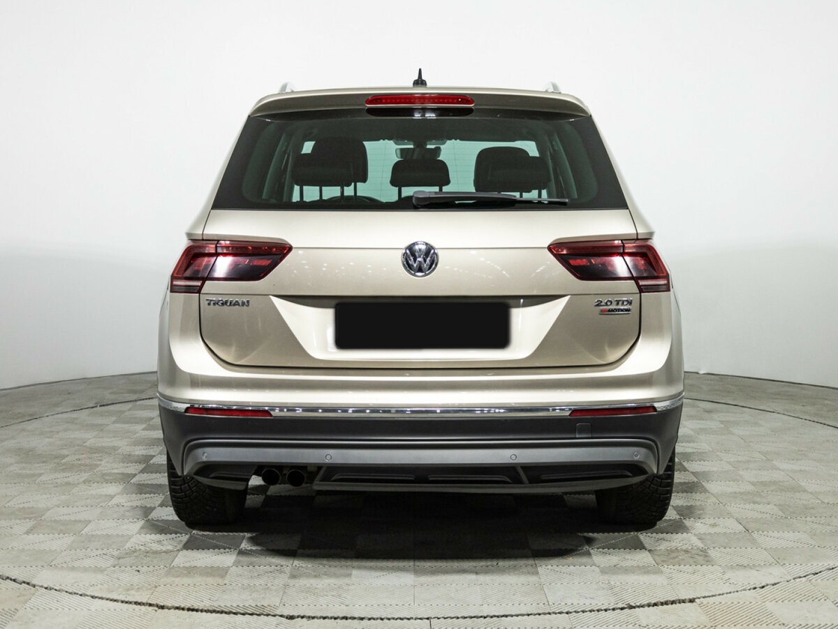 Купить Volkswagen Tiguan с пробегом. Фото: #5