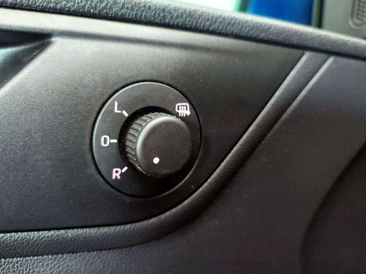 Купить Volkswagen Polo с пробегом. Фото: #10