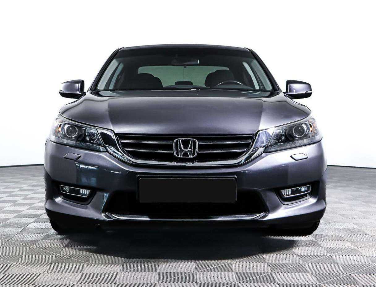 Купить Honda Accord с пробегом. Фото: #0