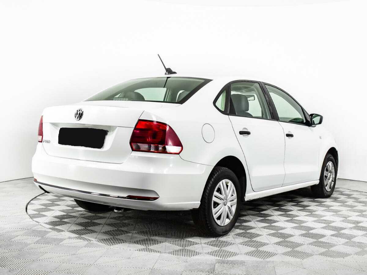 Купить Volkswagen Polo с пробегом. Фото: #4