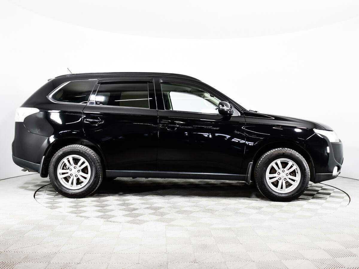 Купить Mitsubishi Outlander с пробегом. Фото: #3