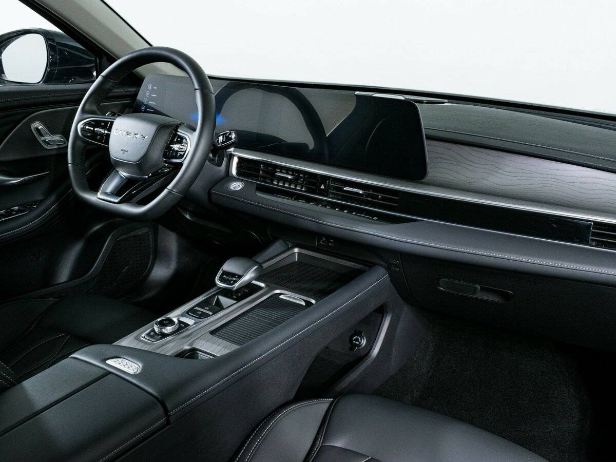 Купить Chery Arrizo 8 с пробегом. Фото: #9