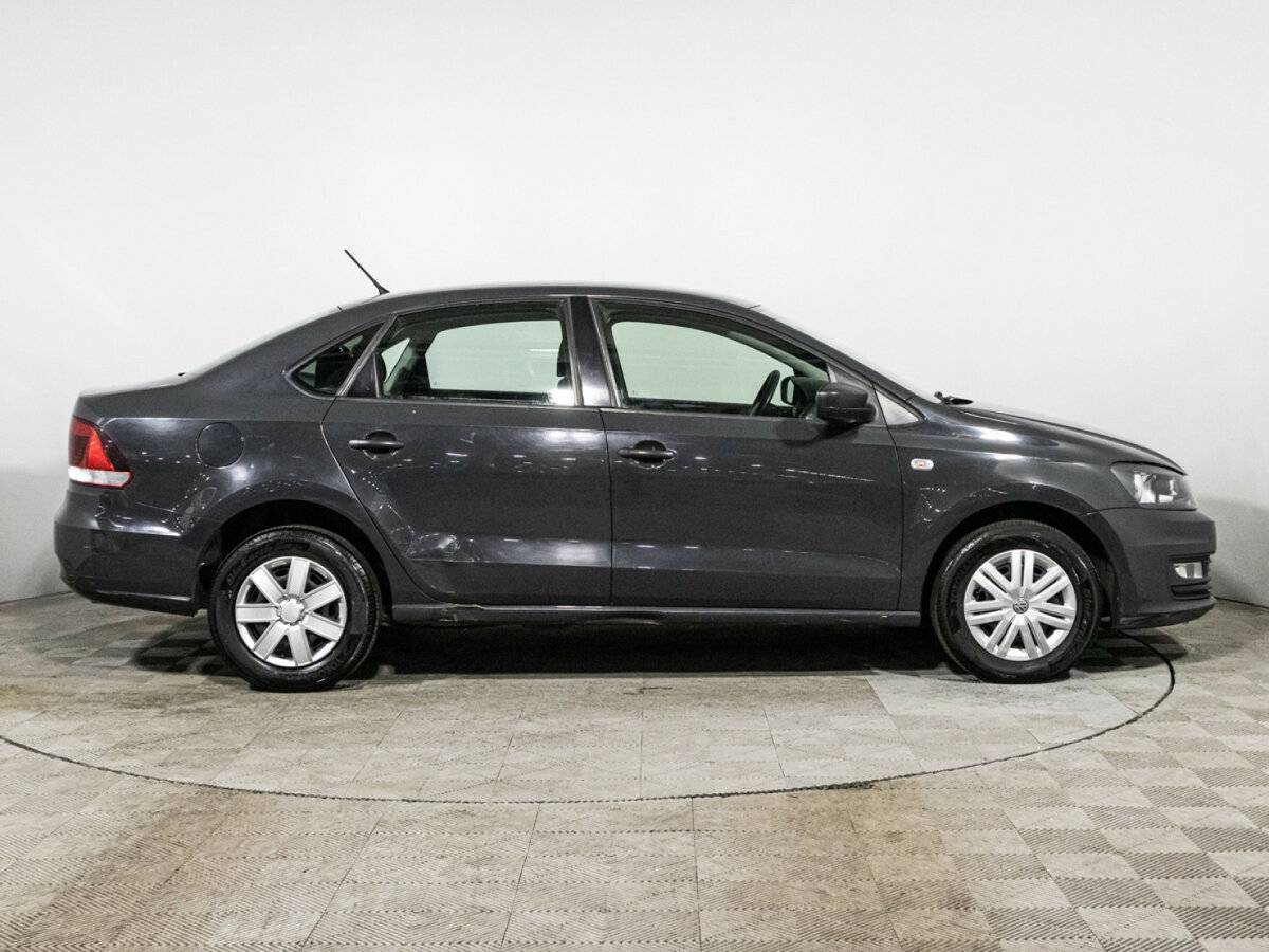 Купить Volkswagen Polo с пробегом. Фото: #3