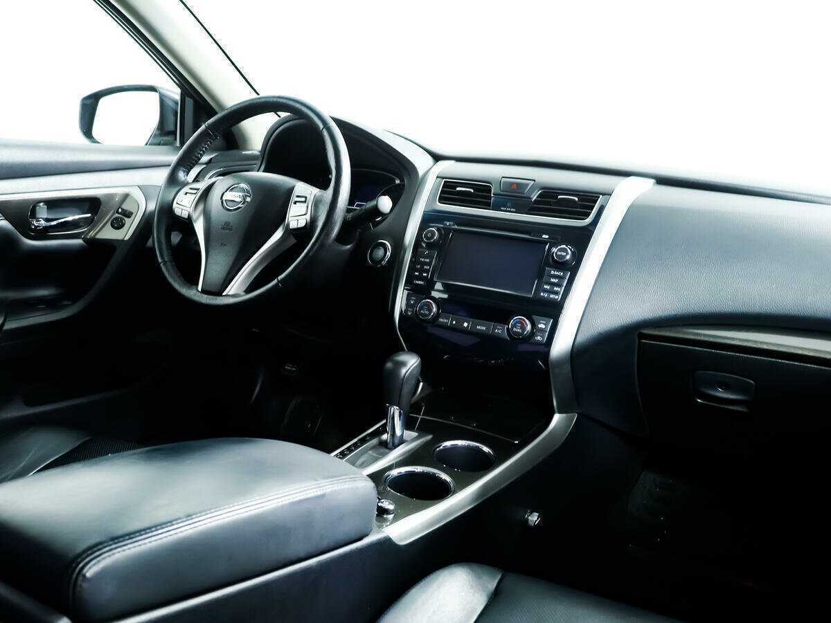 Купить Nissan Teana с пробегом. Фото: #7