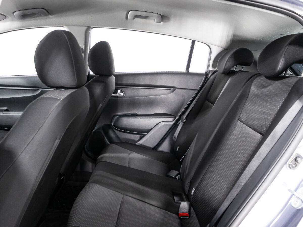 Купить Kia Rio с пробегом. Фото: #9