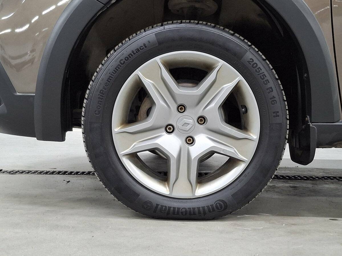 Купить Renault Logan с пробегом. Фото: #17