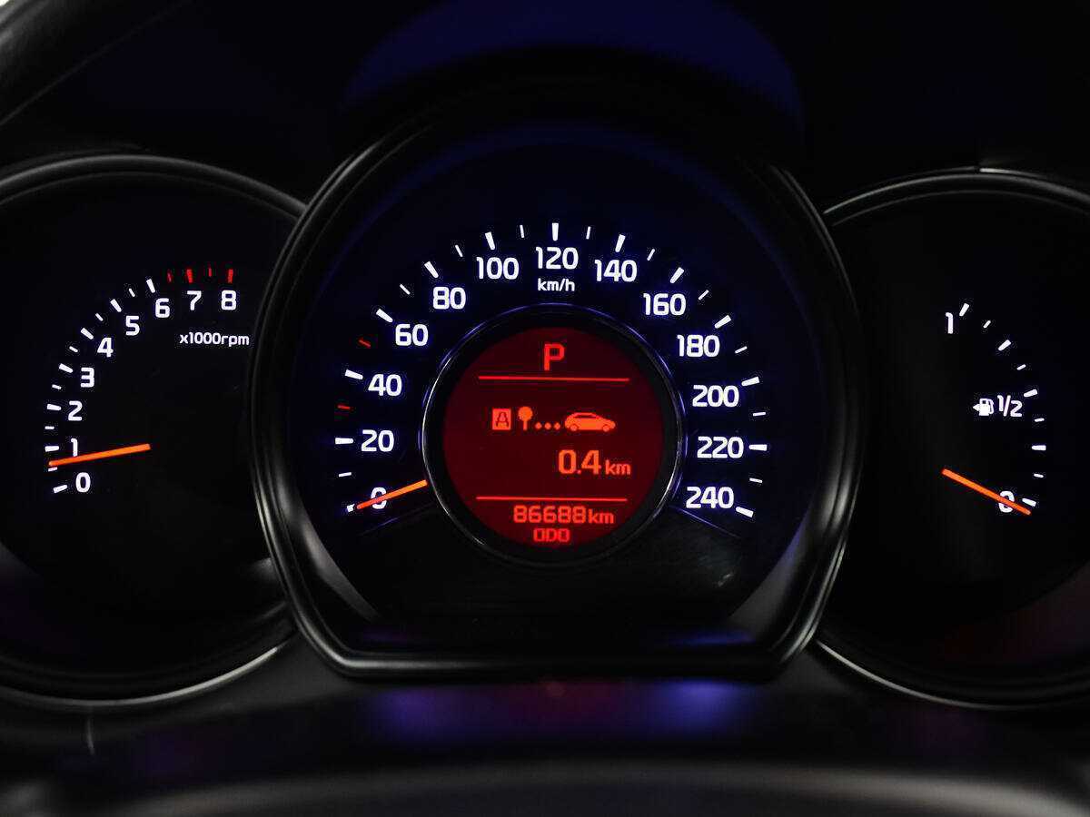 Купить Kia Ceed с пробегом. Фото: #10