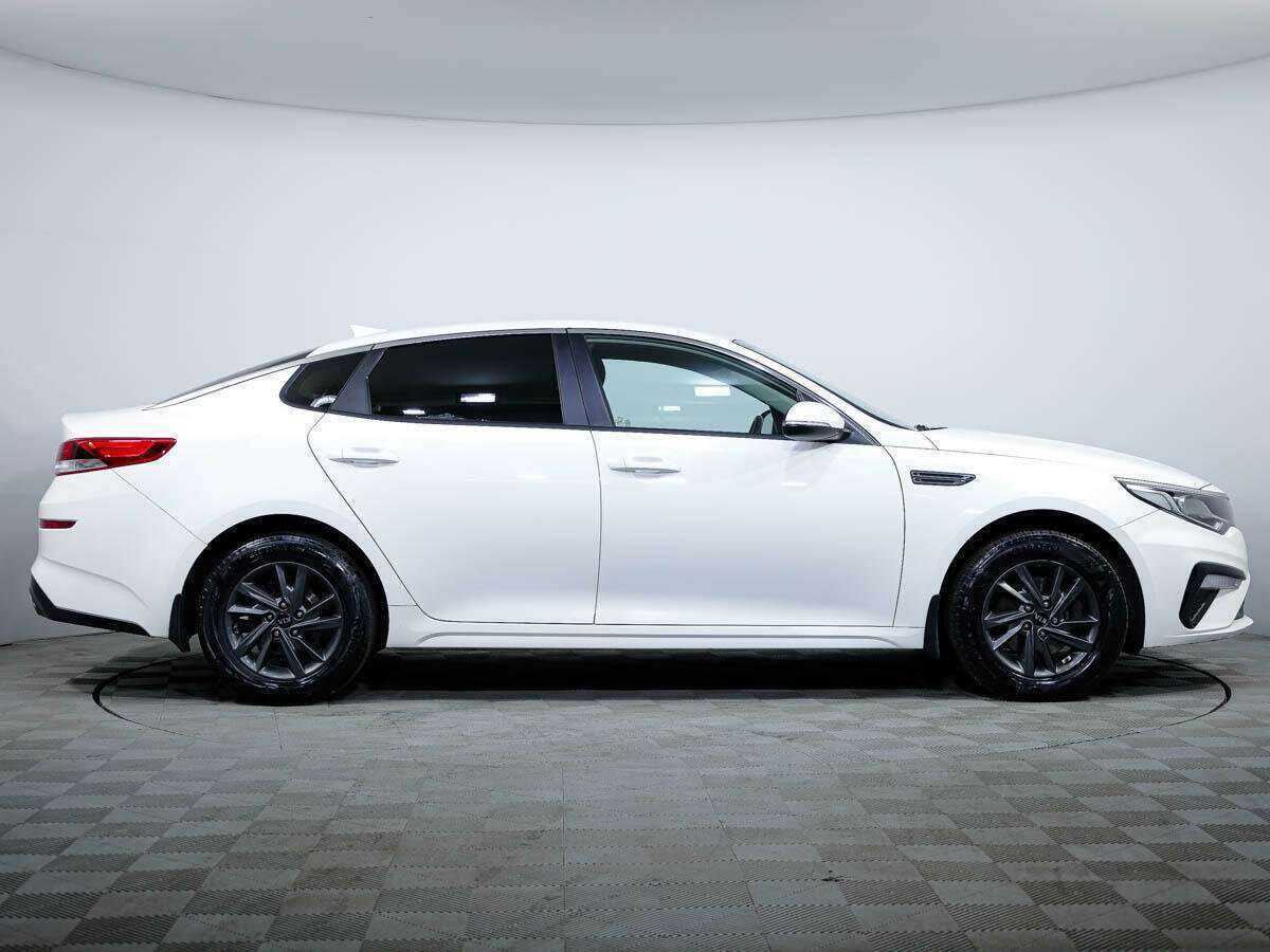 Купить Kia Optima с пробегом. Фото: #2