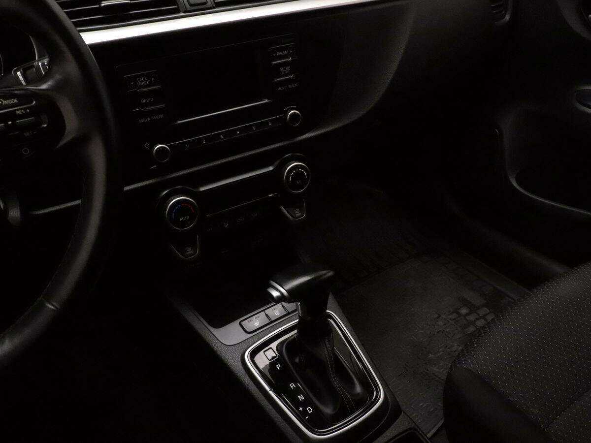 Купить Kia Rio с пробегом. Фото: #13