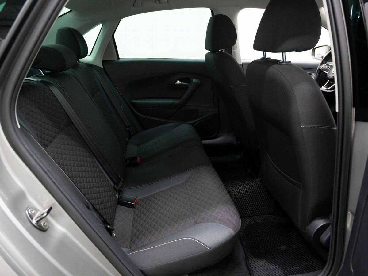 Купить Volkswagen Polo с пробегом. Фото: #9