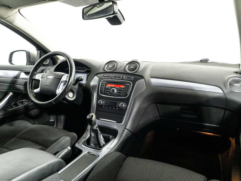 Купить Ford Mondeo с пробегом. Фото: #8