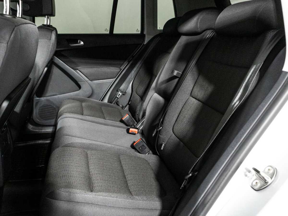 Купить Volkswagen Tiguan с пробегом. Фото: #9