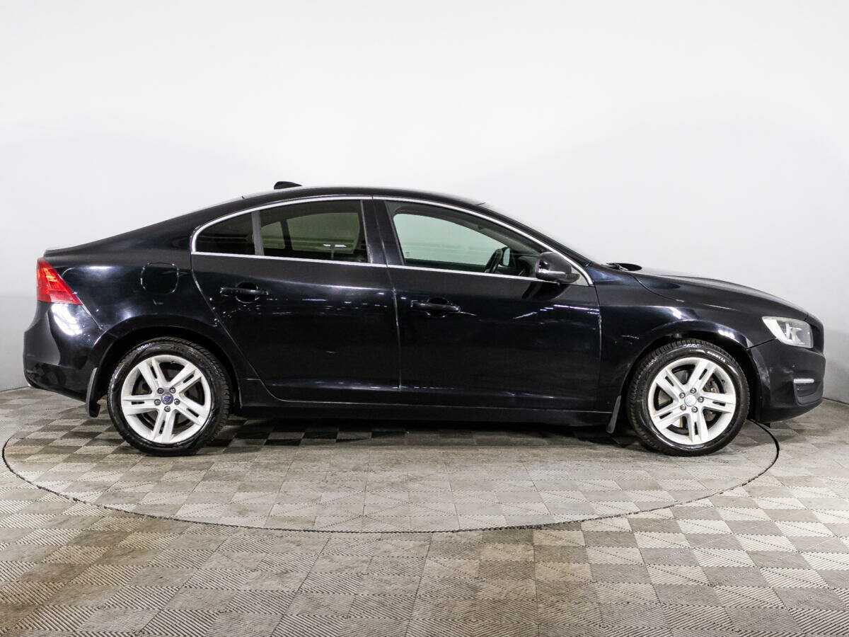 Купить Volvo S60 с пробегом. Фото: #3