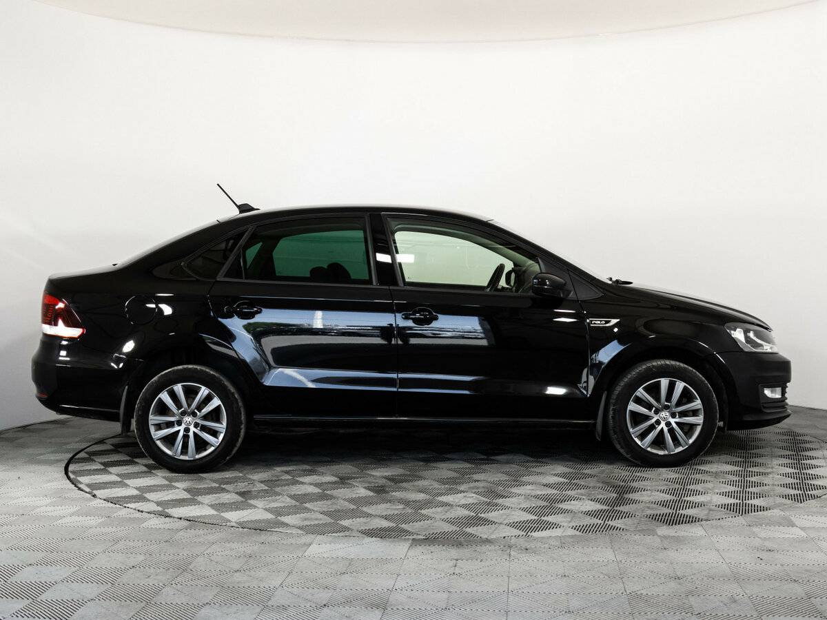 Купить Volkswagen Polo с пробегом. Фото: #3
