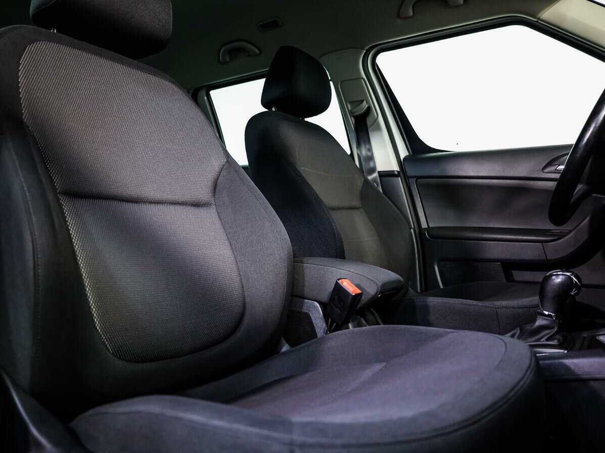 Купить Skoda Yeti с пробегом. Фото: #10