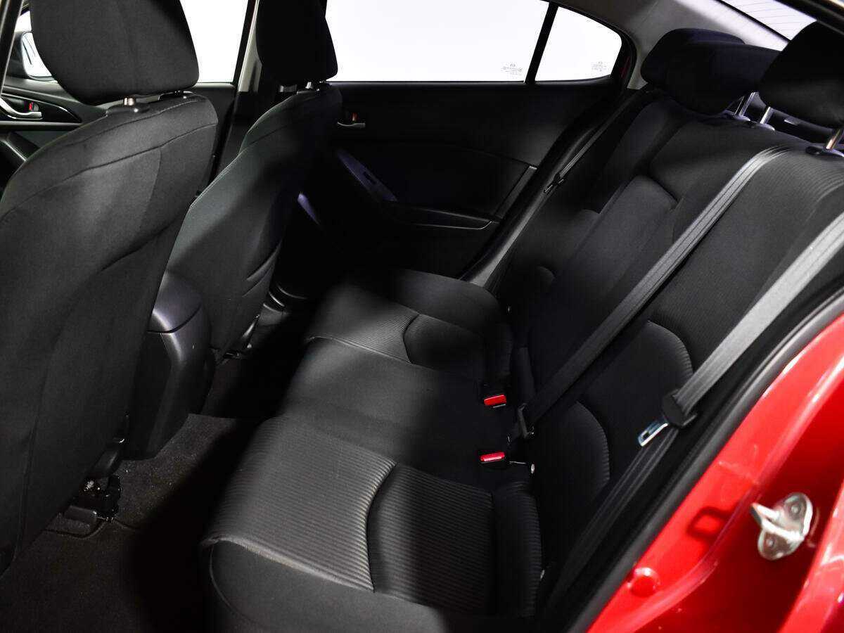 Купить Mazda 3 с пробегом. Фото: #9