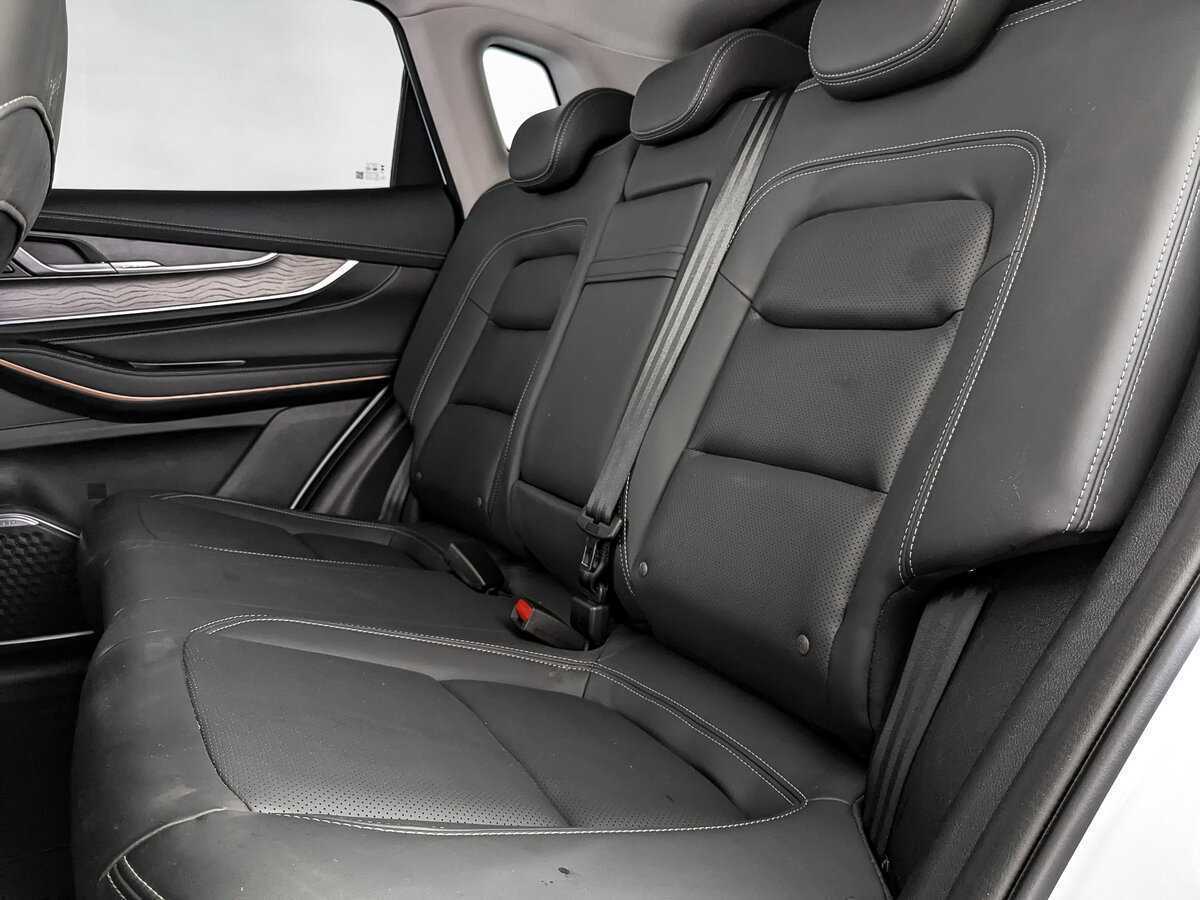 Купить EXEED LX с пробегом. Фото: #13