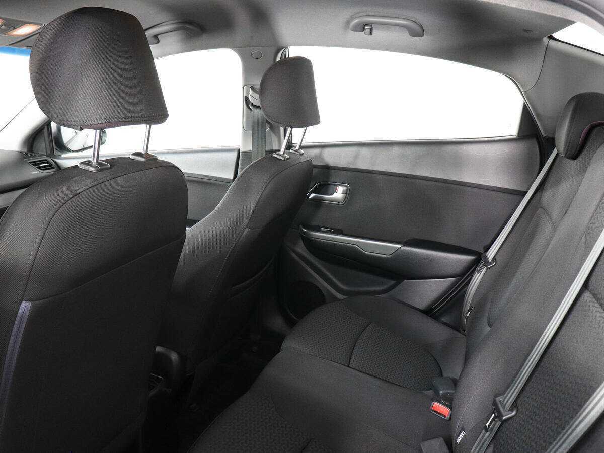 Купить Kia Rio с пробегом. Фото: #11