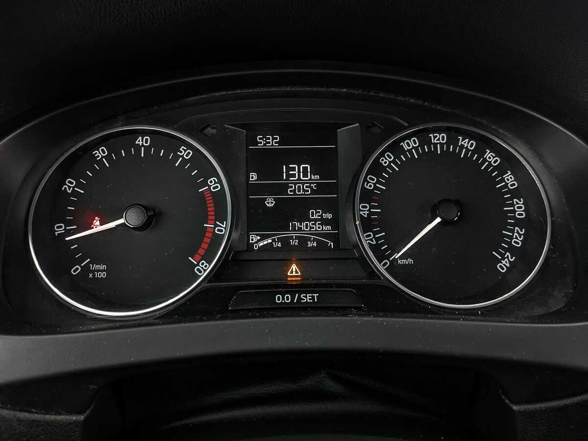 Купить Skoda Rapid с пробегом. Фото: #14