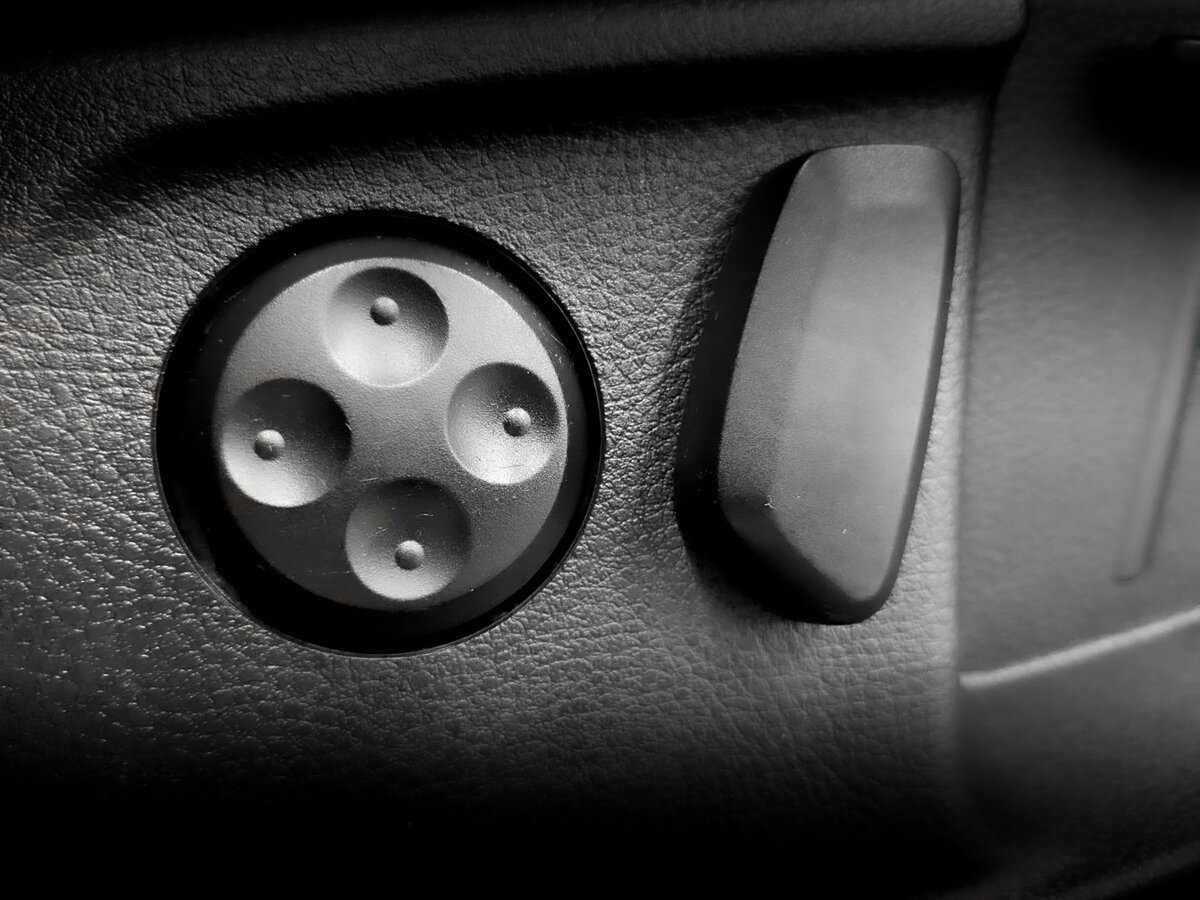 Купить Volkswagen Passat с пробегом. Фото: #18