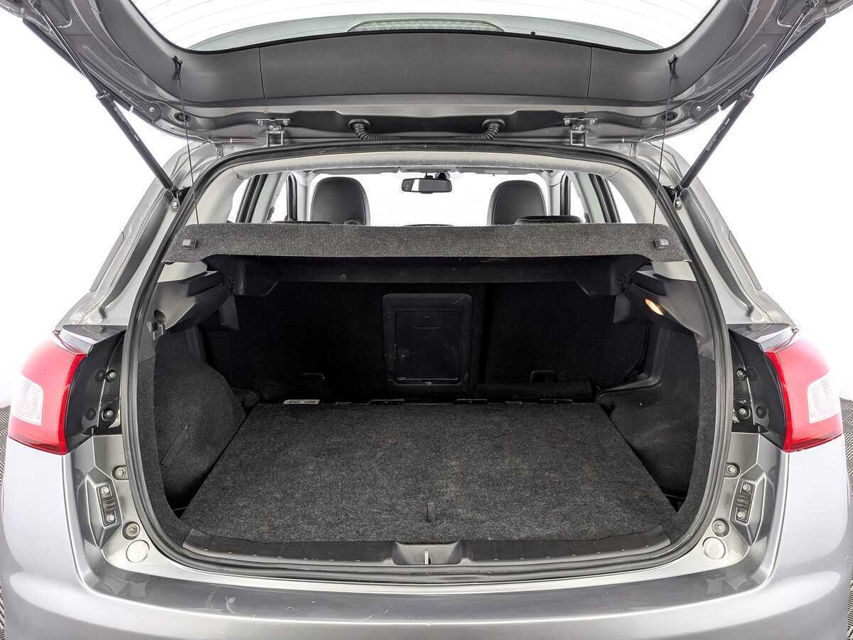 Купить Peugeot 4008 с пробегом. Фото: #9