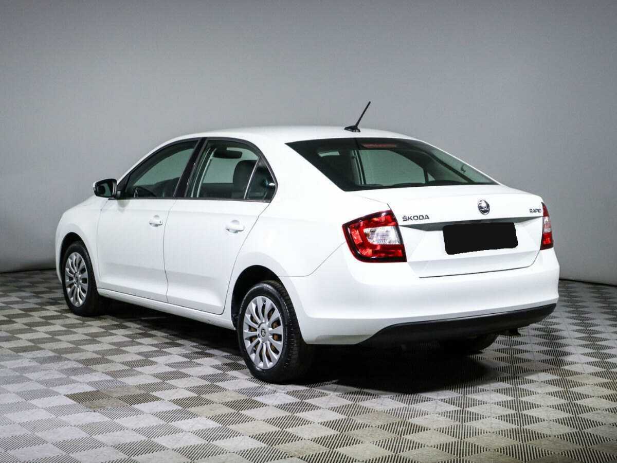 Купить Skoda Rapid с пробегом. Фото: #5