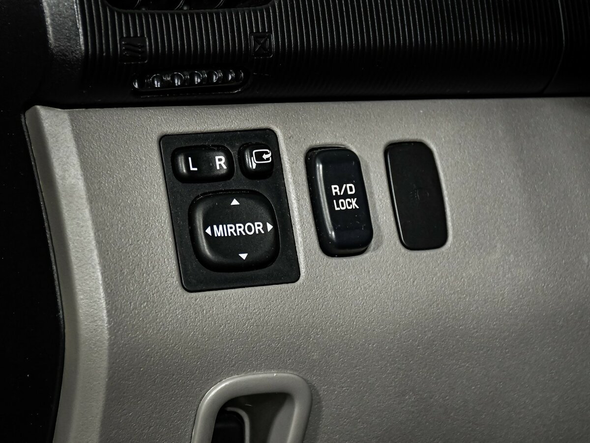 Купить Mitsubishi Pajero Sport с пробегом. Фото: #12