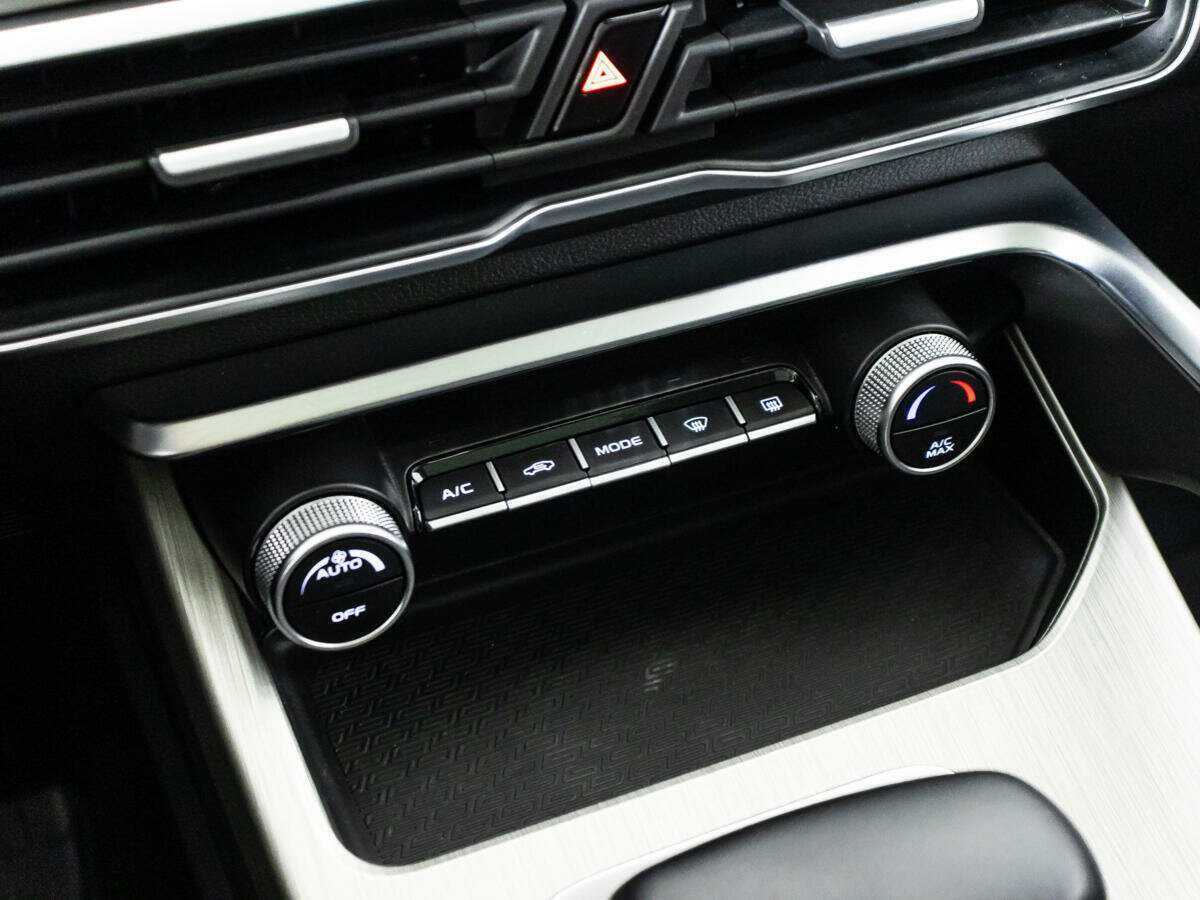 Купить Geely Coolray с пробегом. Фото: #20