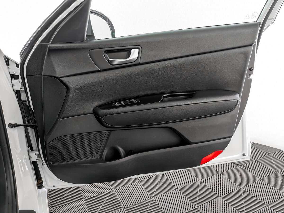 Купить Kia Optima с пробегом. Фото: #20