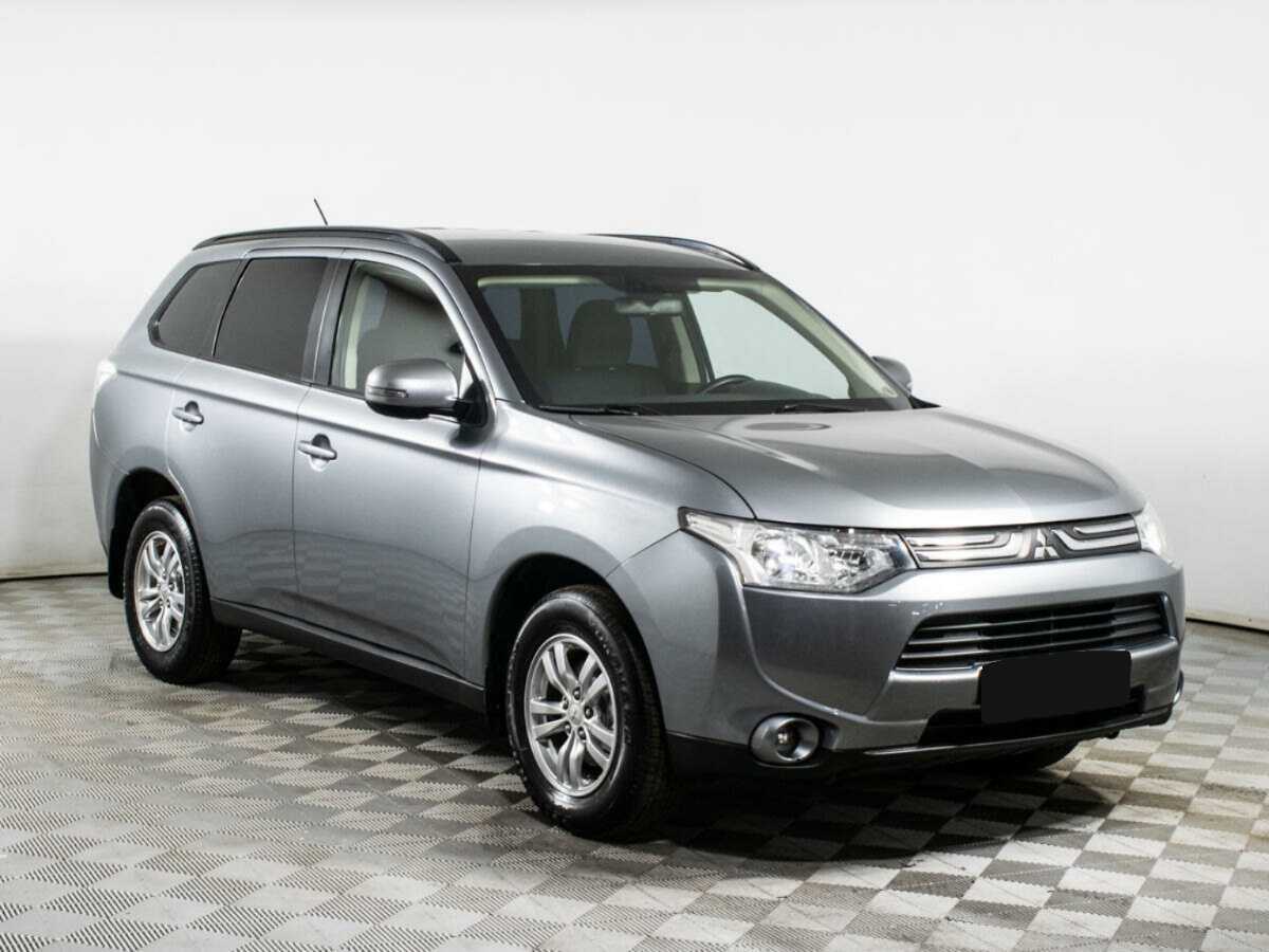 Купить Mitsubishi Outlander с пробегом. Фото: #2