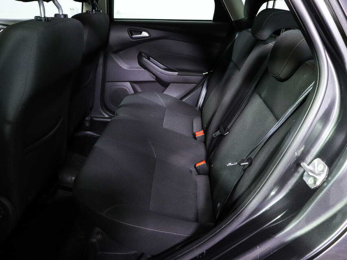 Купить Ford Focus с пробегом. Фото: #7