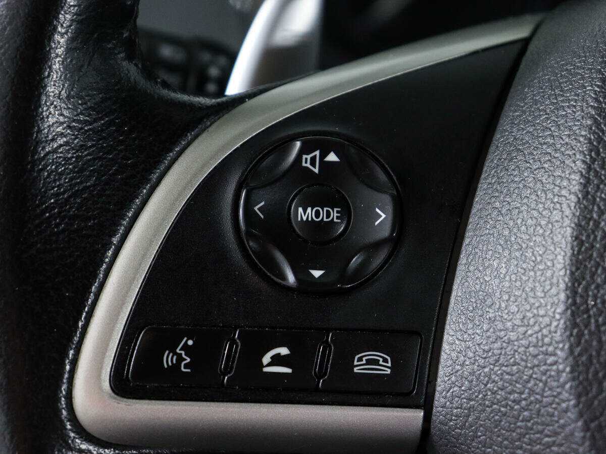 Купить Mitsubishi Outlander с пробегом. Фото: #17