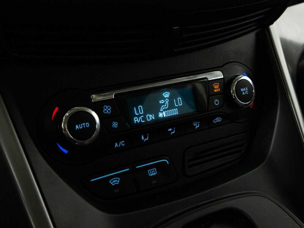 Купить Ford Kuga с пробегом. Фото: #14