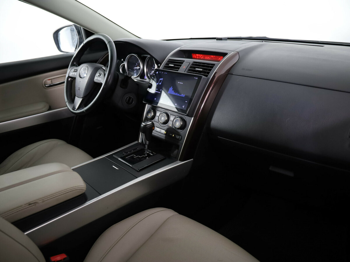 Купить Mazda CX-9 с пробегом. Фото: #17