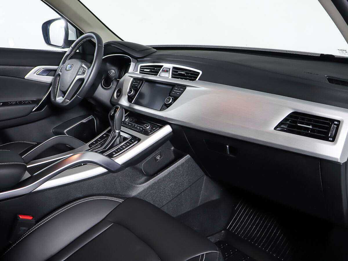 Купить Geely Atlas с пробегом. Фото: #8
