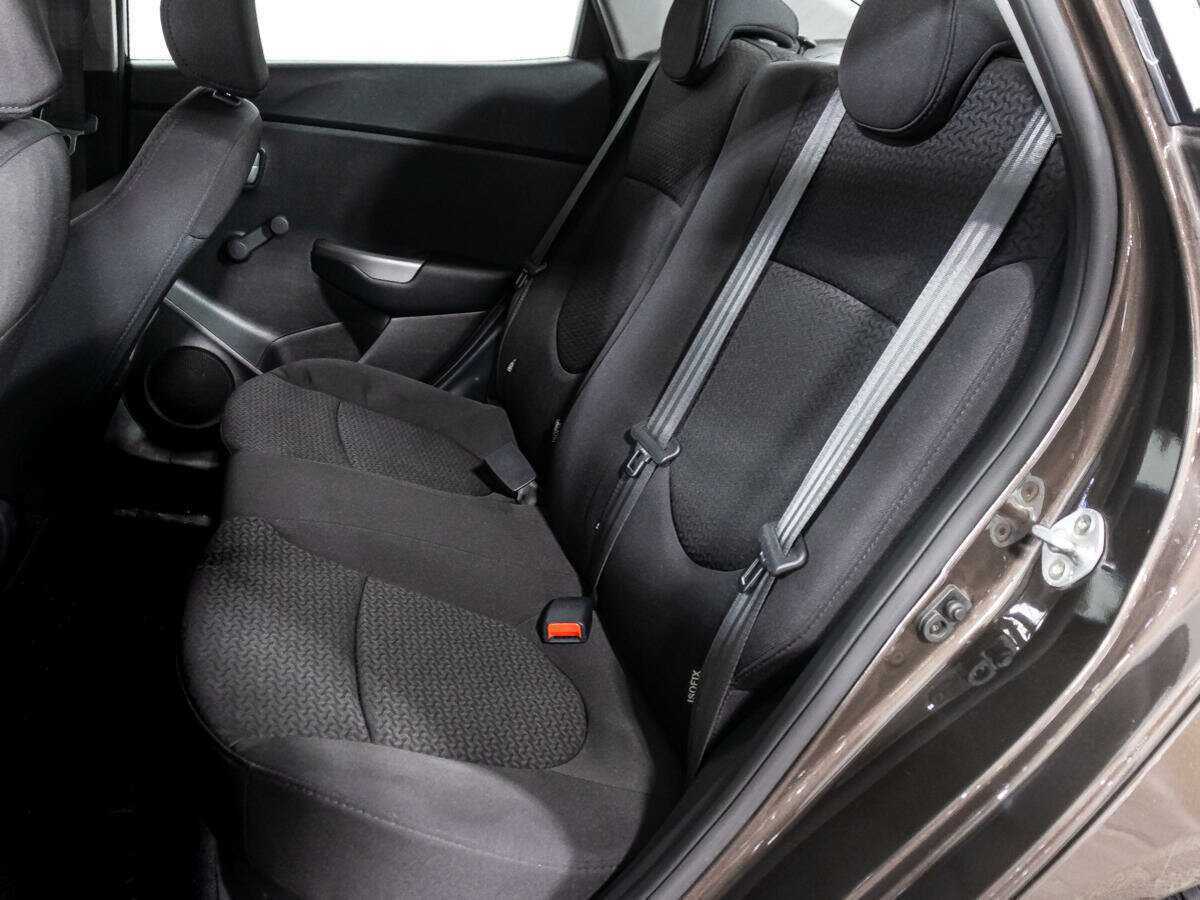 Купить Kia Rio с пробегом. Фото: #9