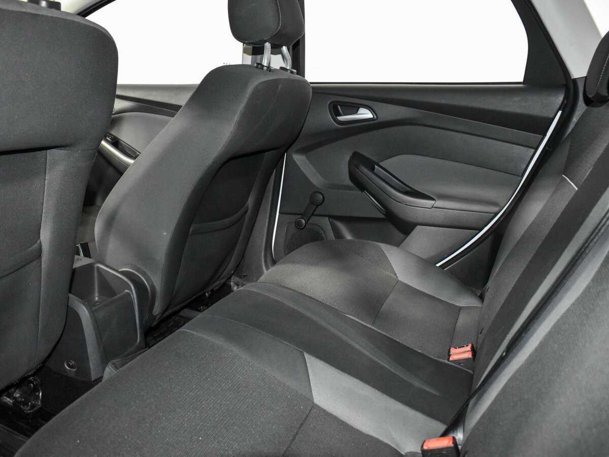 Купить Ford Focus с пробегом. Фото: #11