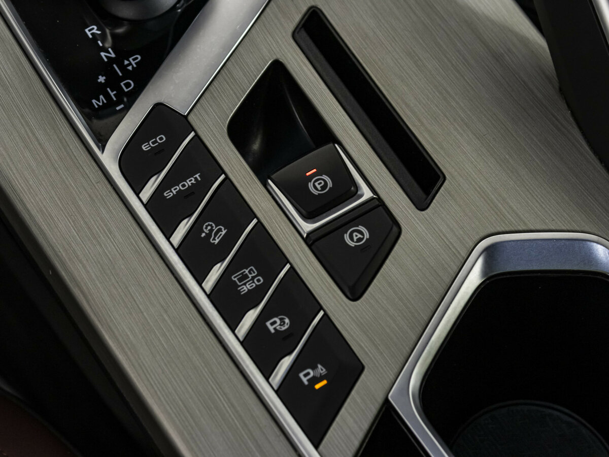 Купить Geely Coolray с пробегом. Фото: #13