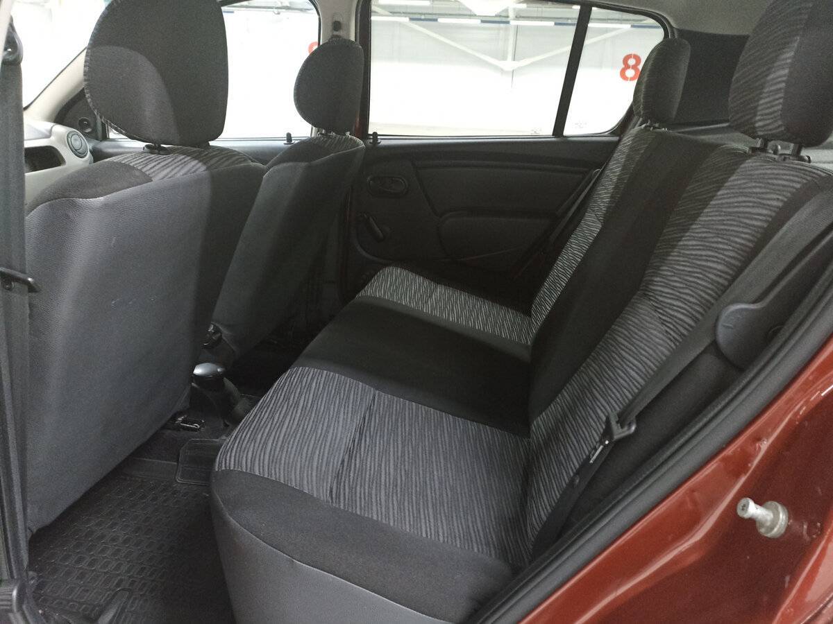 Купить Renault Sandero с пробегом. Фото: #11