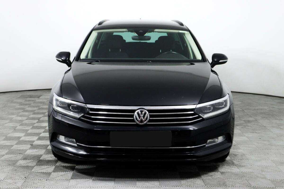 Купить Volkswagen Passat с пробегом. Фото: #1