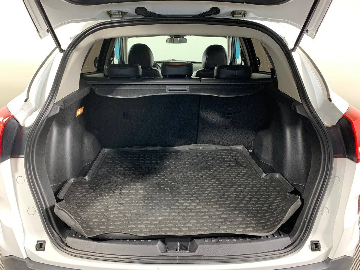 Купить FAW Besturn X80 с пробегом. Фото: #19