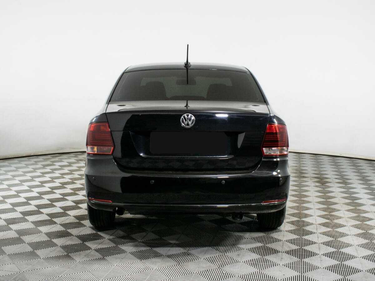 Купить Volkswagen Polo с пробегом. Фото: #4