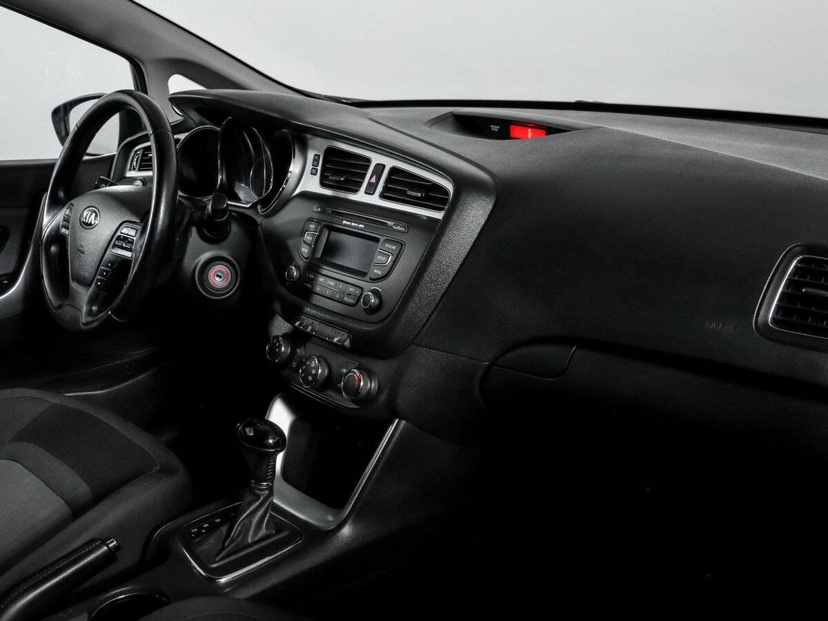 Купить Kia Ceed с пробегом. Фото: #6