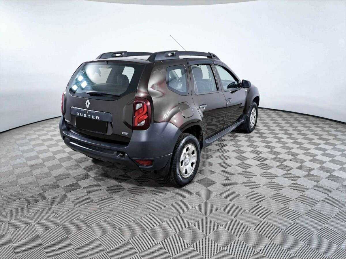 Купить Renault Duster с пробегом. Фото: #4