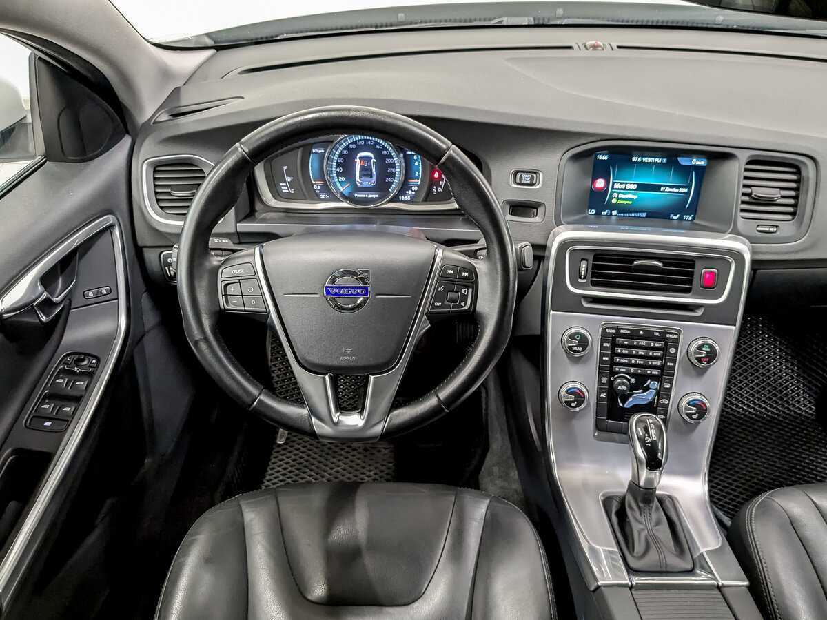 Купить Volvo S60 с пробегом. Фото: #27