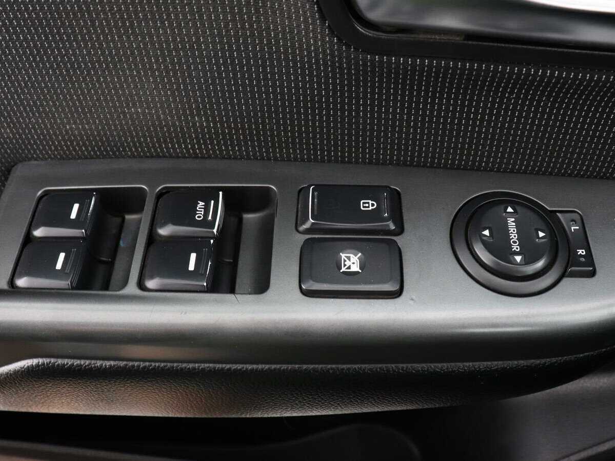 Купить Kia Rio с пробегом. Фото: #12