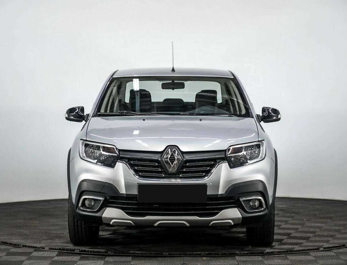 Купить Renault Logan с пробегом. Фото: #1