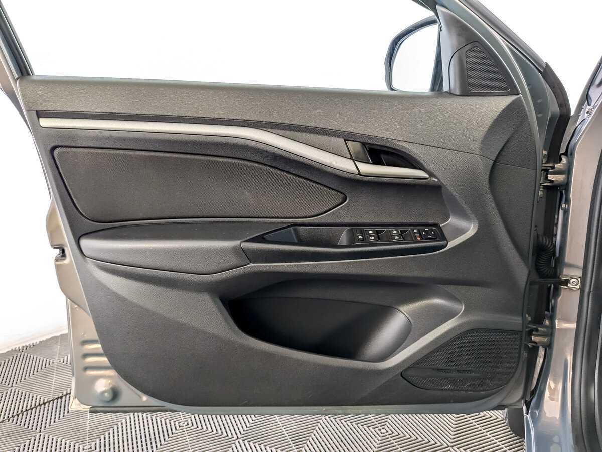 Купить Lada (ВАЗ) Vesta с пробегом. Фото: #18