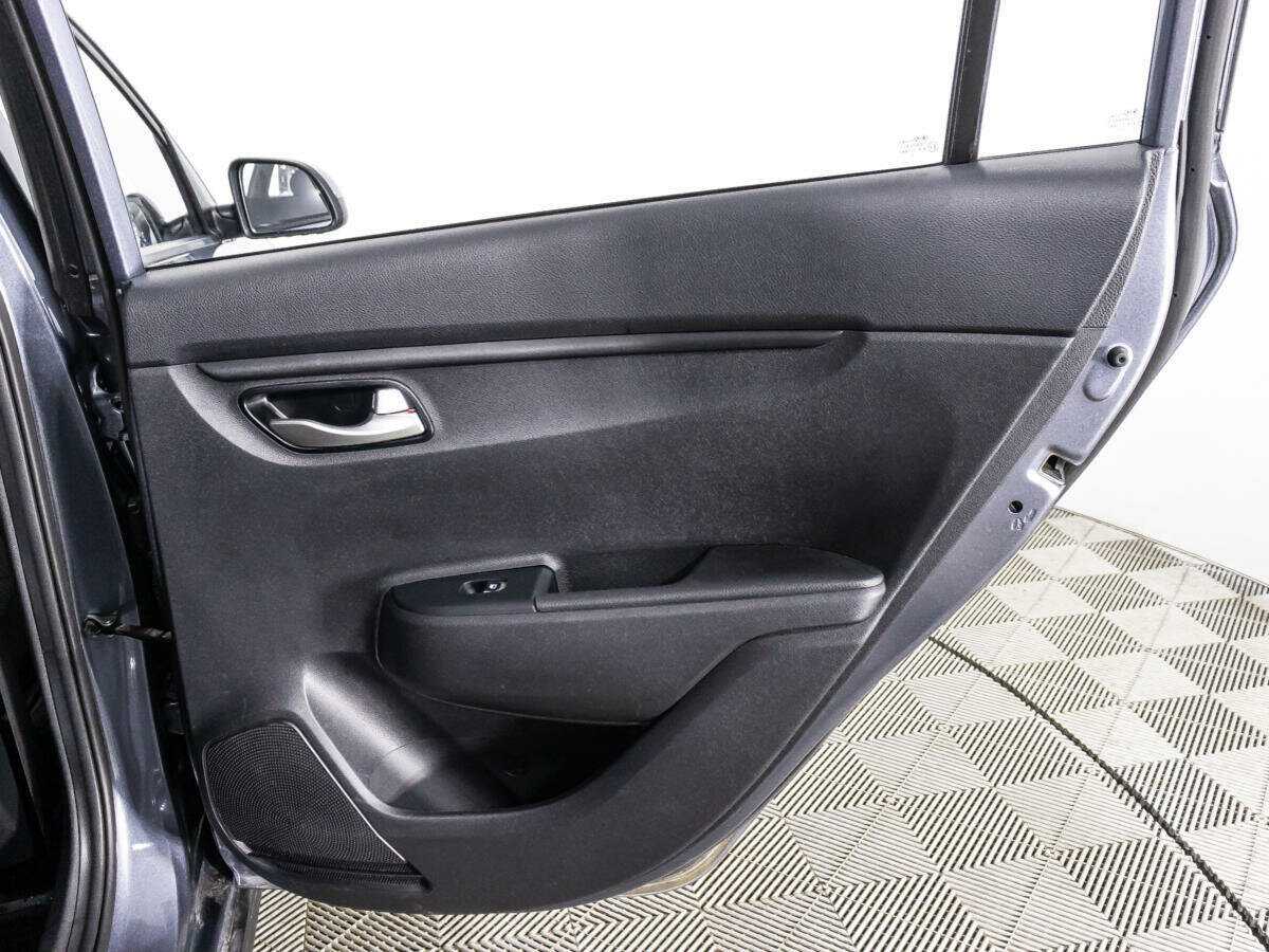 Купить Kia Rio с пробегом. Фото: #24