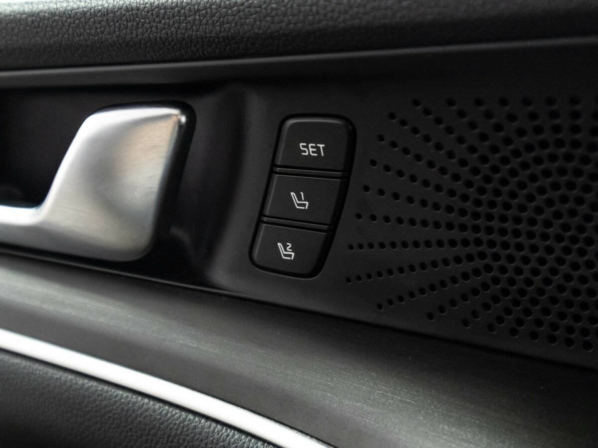 Купить Kia K5 с пробегом. Фото: #18